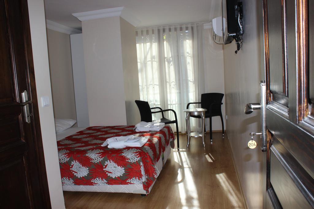 My Way Terrace Hotel Adalar Room photo